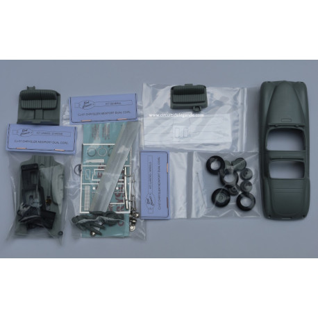 Slot Classic C. Newport Dual Cowl kit non peint