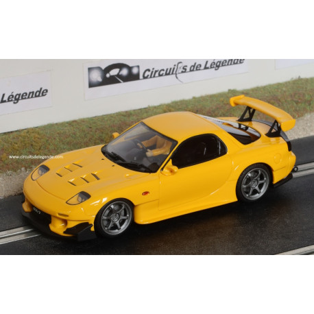 Avant Slot MAZDA Efini RX-7 Type R (FD3S) jaune 1995
