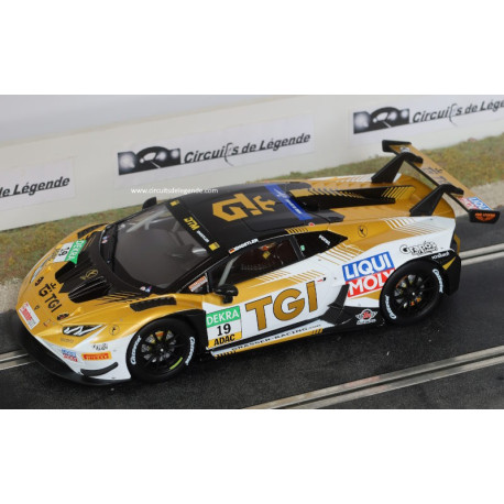 1/24° Carrera LAMBORG. Hur. GT3 Evo2 n°19 DTM 2025