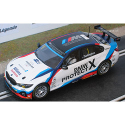 Scalextric BMW 330i M-Sport n°1