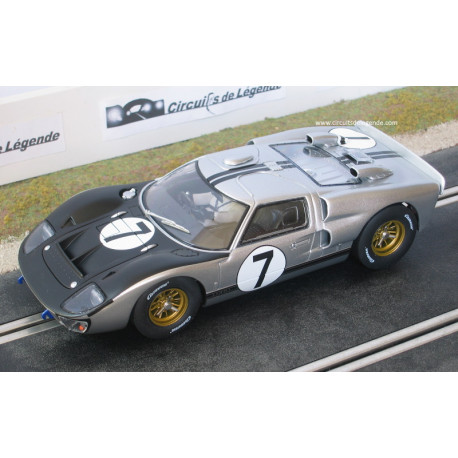 1/24° Carrera FORD GT40 MKII n°7 Le Mans 1966