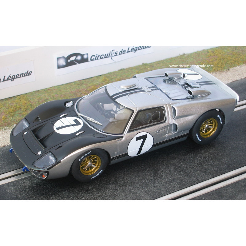 1/24° Carrera FORD GT40 MKII n°7 Le Mans 1966 - Circuits de Legende
