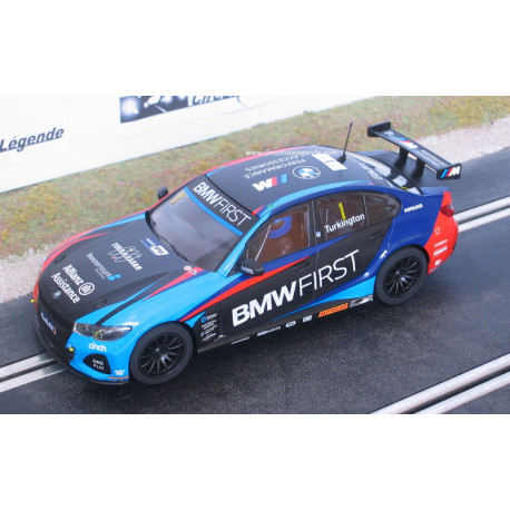 Scalextric BMW 330i M-Sport n°1 2020