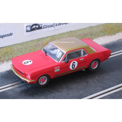 Scalextric FORD Mustang coupé 1964 n°6 Alan Mann